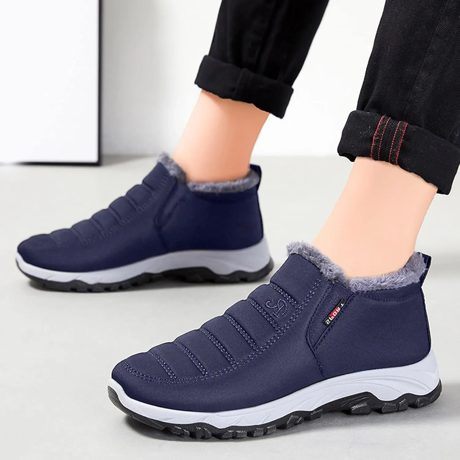 Men's Winter Slip On Snow Boots Warm Faux Fur Lined Cold Shoes Winter Boot Leather Outdoor Thermal Work Ankle